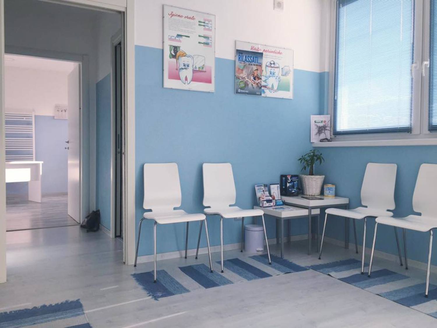 Azeta Dental-Foto